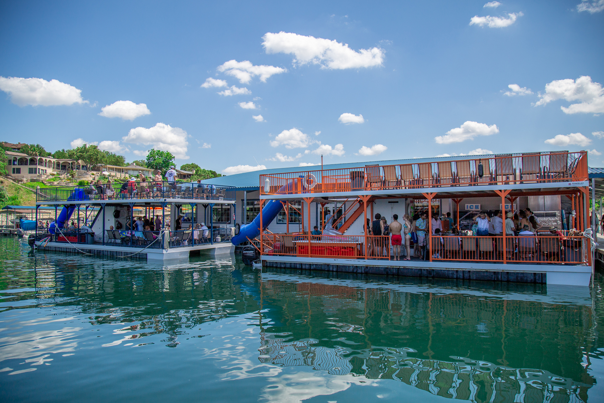 lake boat party