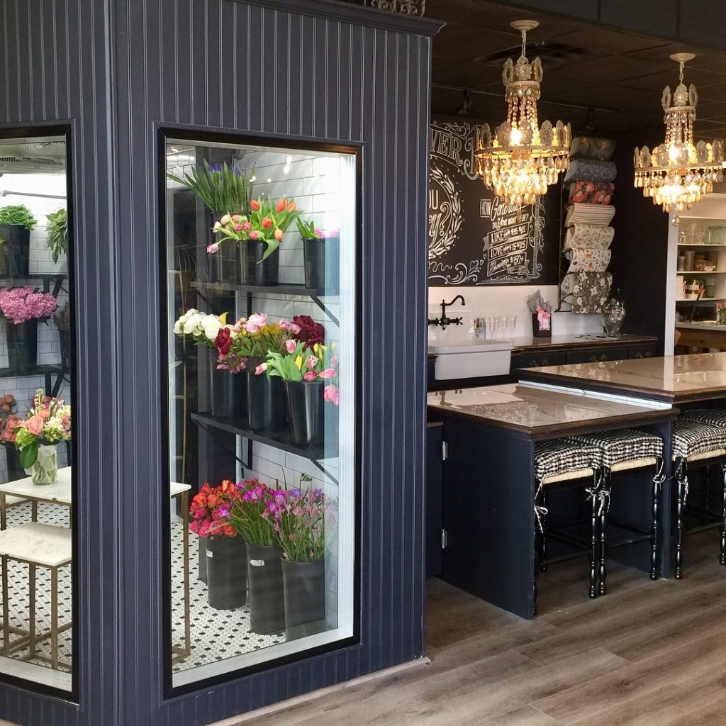 Magpie Blossom Boutique - Lakeway Florist