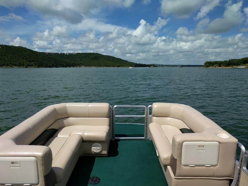 Piranha Lake Travis Boat Rentals