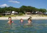 Camper Resort - Lake Travis RV Park