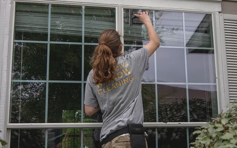 Gwyndows Windows - Lake Travis Window Cleaning