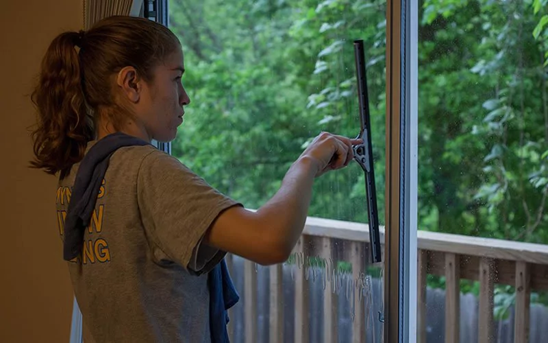 Gwyndows Windows - Lake Travis Window Cleaning