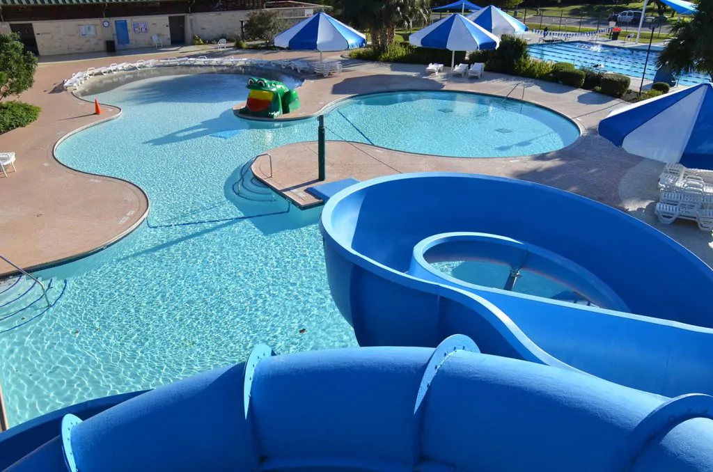 Lakeway Swim Center - Lake Travis Waterpark