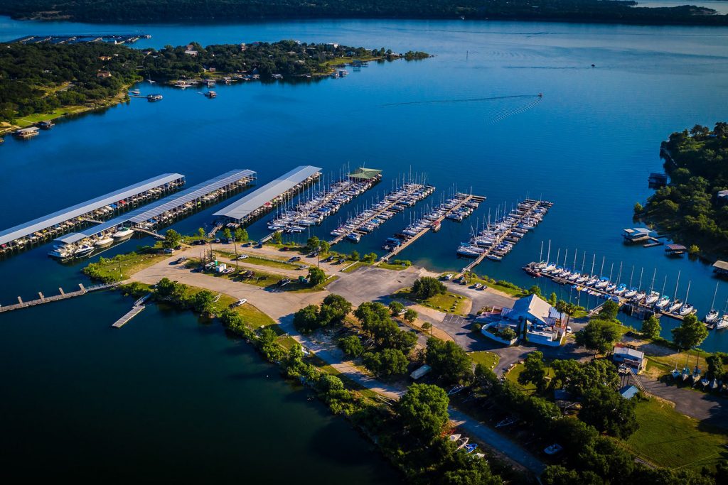 sail & ski yacht club marina