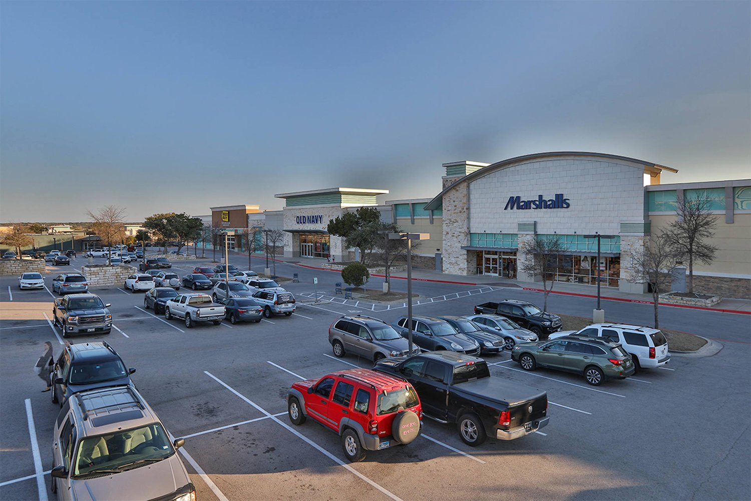 Shops at The Galleria - Lake Travis Shopping