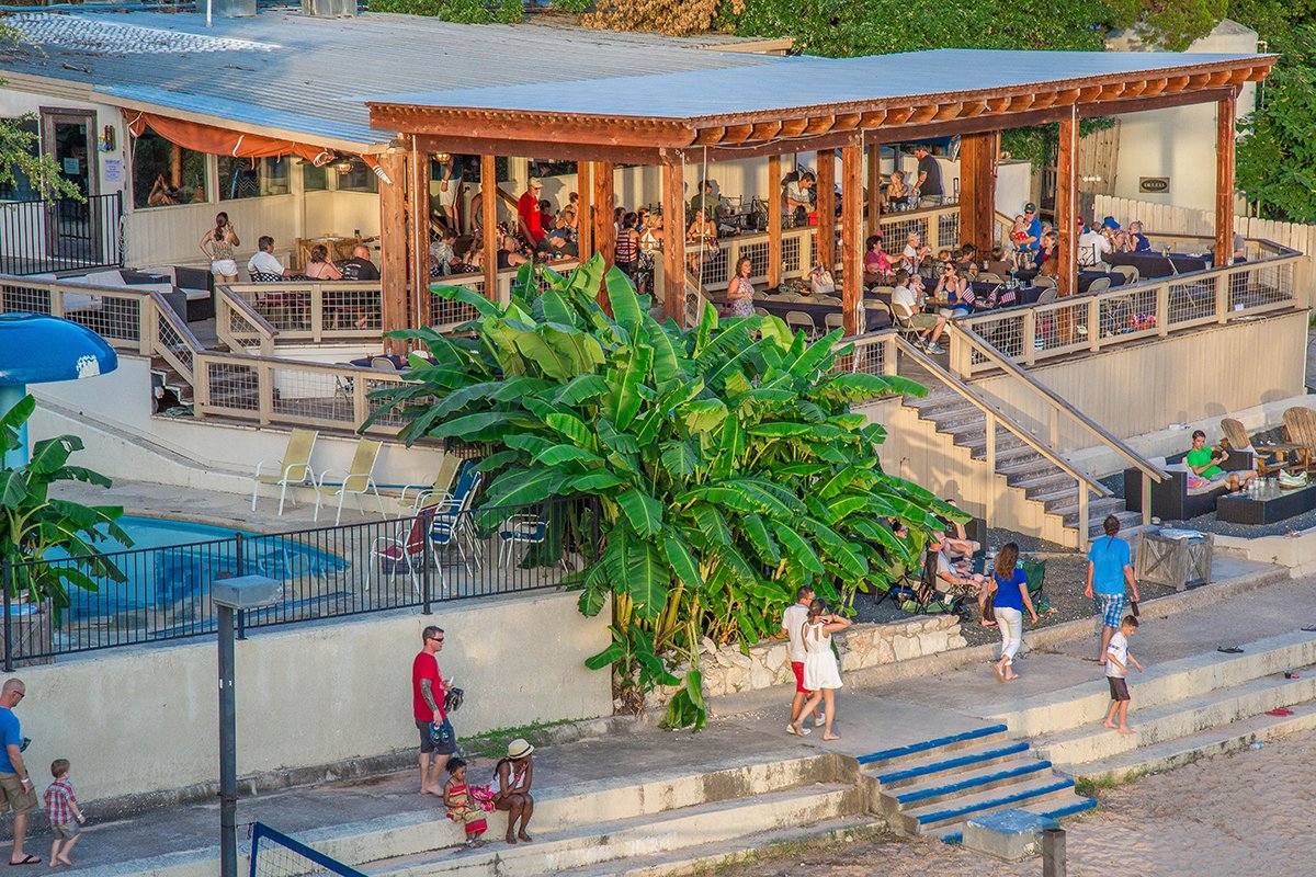 Beachside Billys Restaurant & Bar at Volente Beach Resort and Waterpark -  LakeTravis