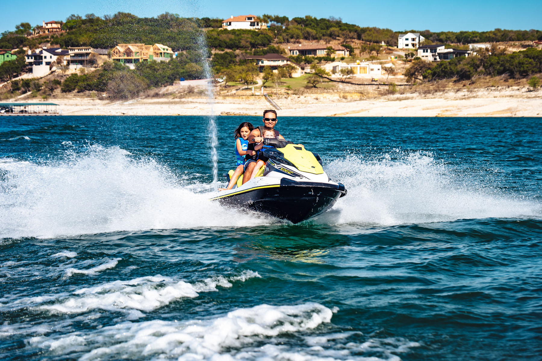 Liquid Thrillz - Lake Travis Boat Rentals