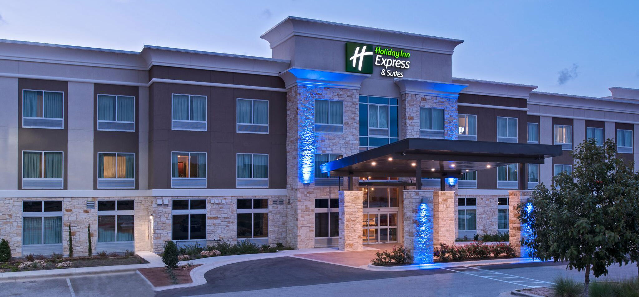 Holiday Inn Express - Lake Travis