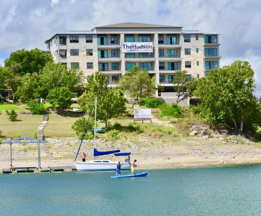 The Hudson on Lake Travis - Waterfront Apartments