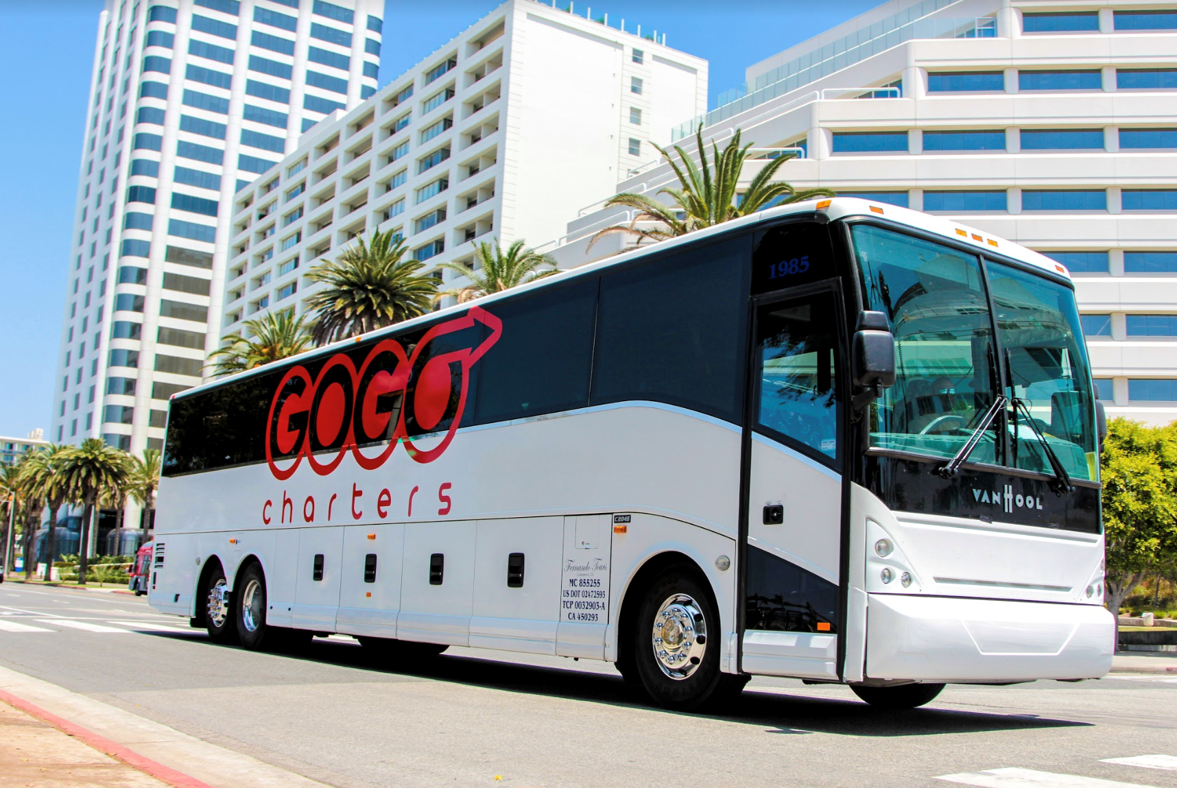 GOGO Charters Austin - Austin and Lake Travis Charter Buses