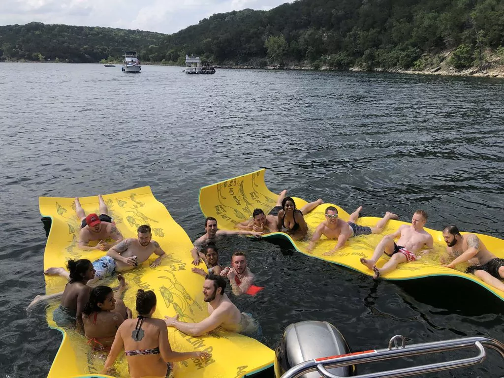 Tied Up Boat Rentals - Lake Travis Pontoon Boat Rentals