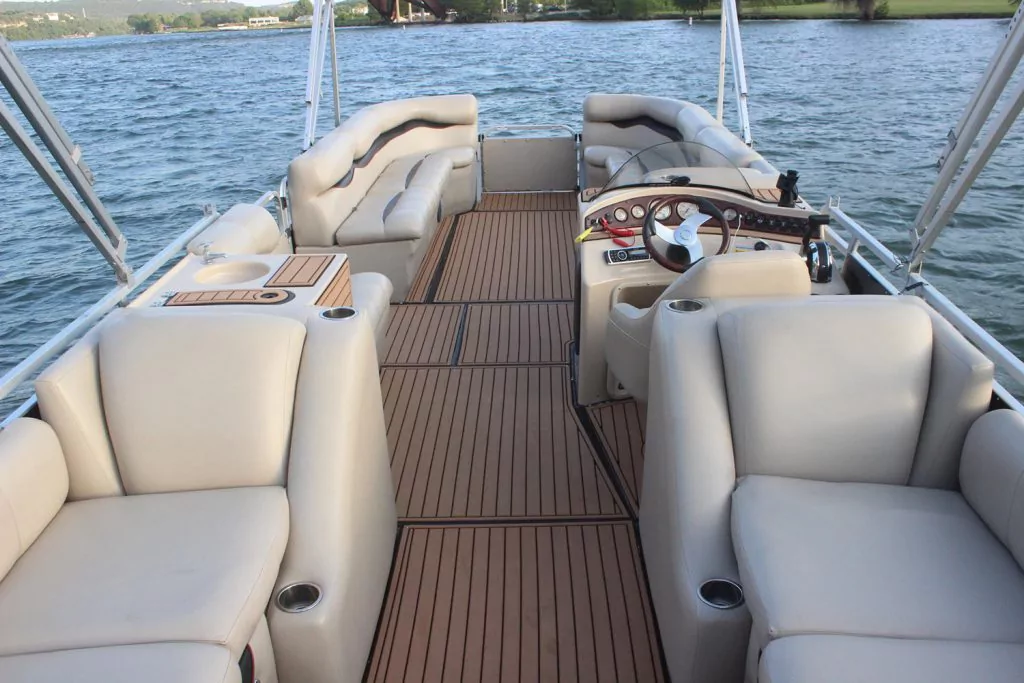 Austin Rental Boats - Lake Travis and Lake Austin Boat Rentals