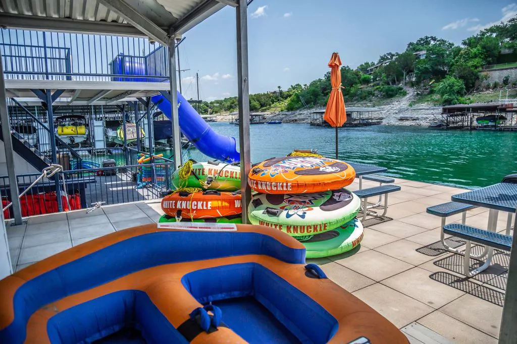 Lakeway Marina Boat Rentals on Lake Travis