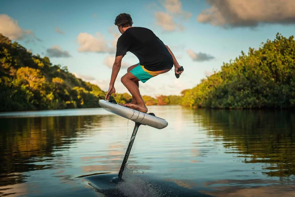 Unhooked Sports - Lake Travis eFoil lessons.