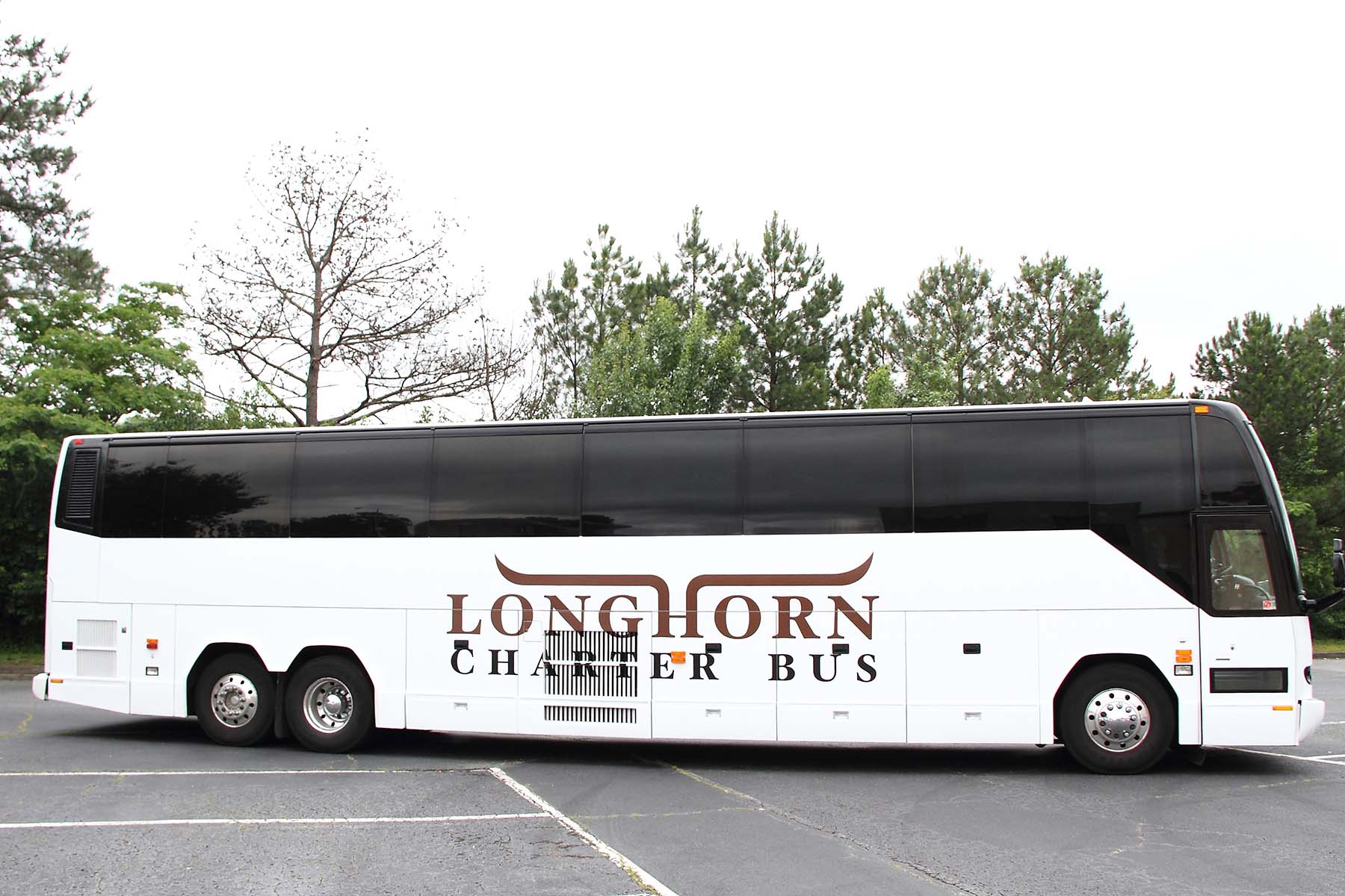 Longhorn Charter Bus Company - Luxury Lake Travis Charter Bus Transportation