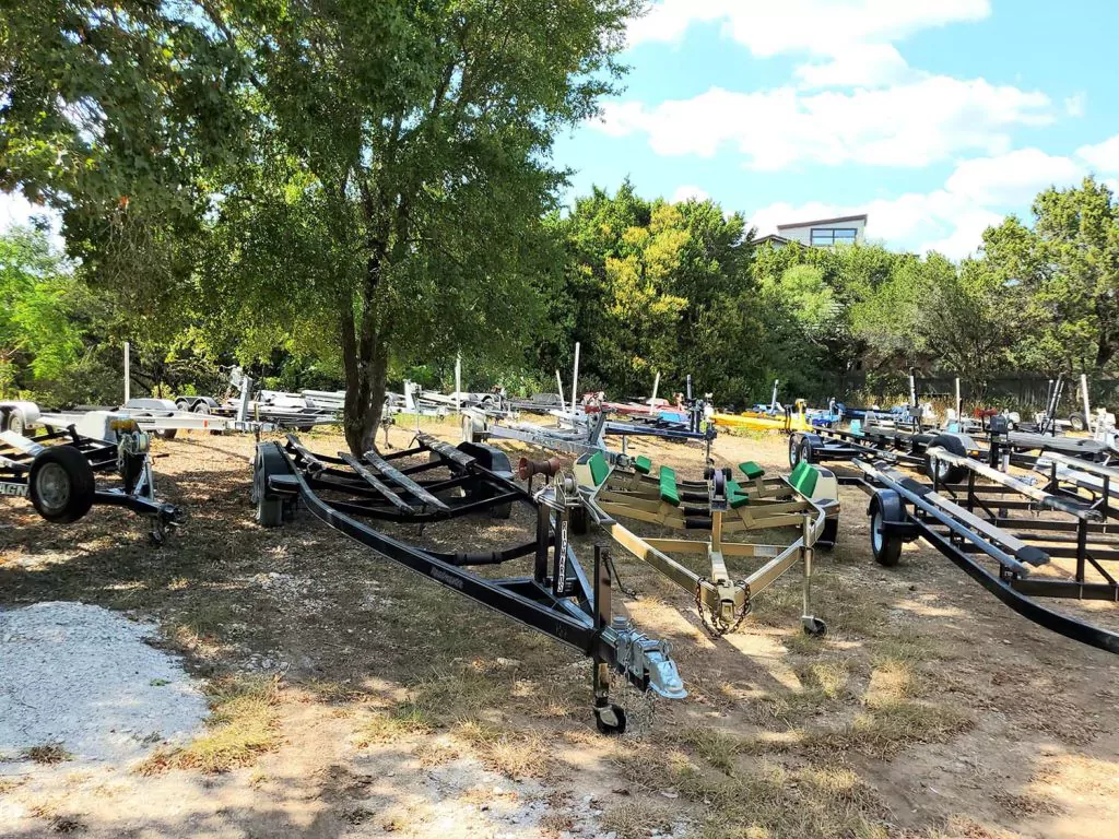 Highland Lakes Marina - Full service marina located on the northeast shore of Lake Travis in Volente, TX.