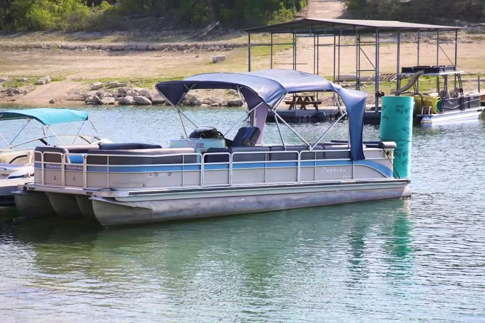 Lake Travis Parties - Party Boat Rentals