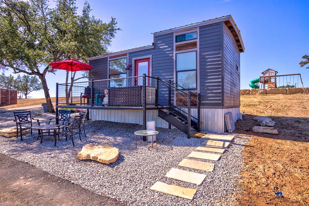 Buddy's Backyard RV Park - Lake Travis, TX.