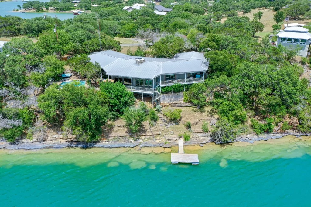 The Lakefront Group - Lake Travis Lakefront Real Estate