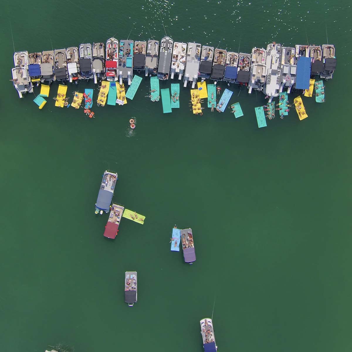 Centex Boat Rentals - Lake Travis Party Boat Rentals
