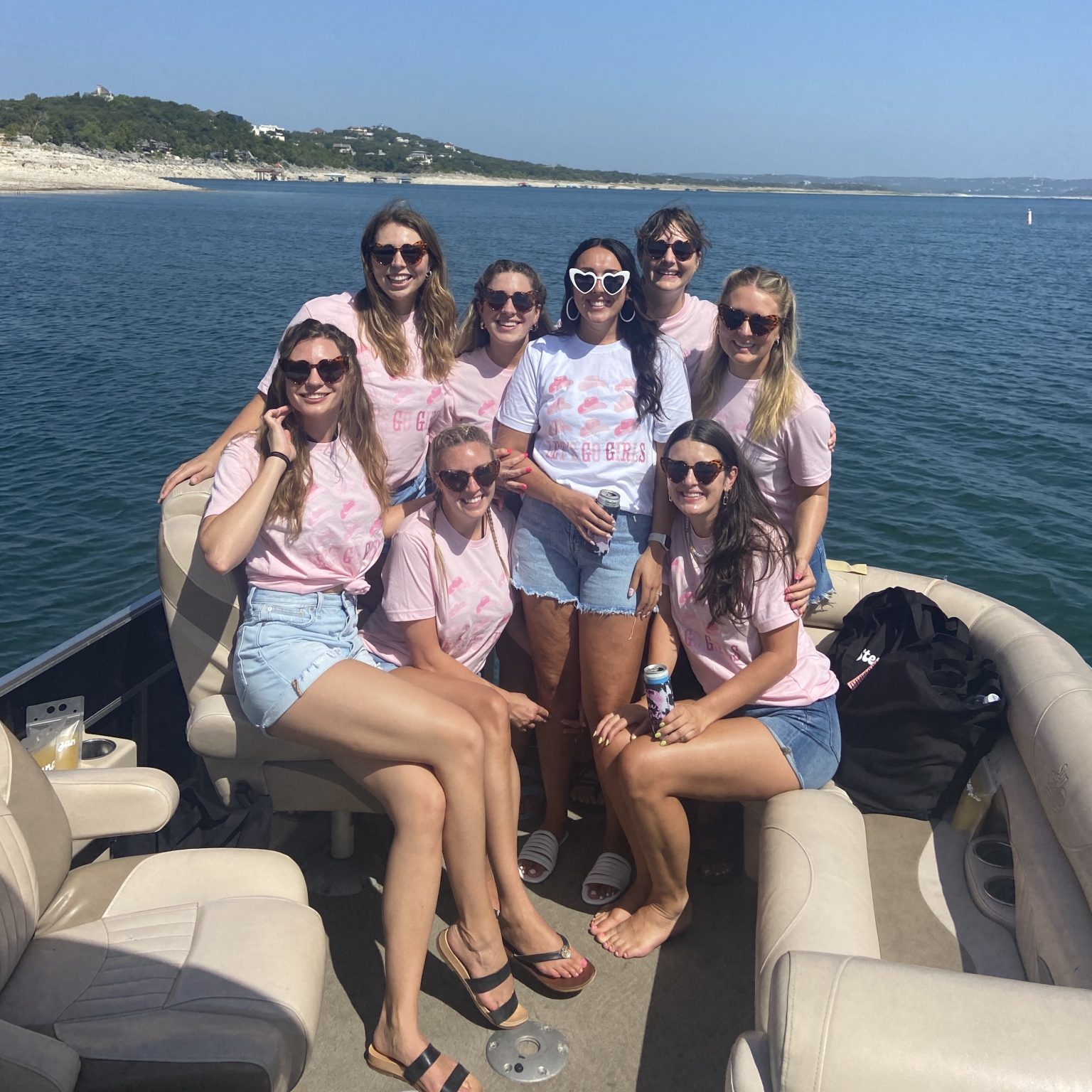 Lake Travis Boat Ride + Round Trip Transportation - LakeTravis